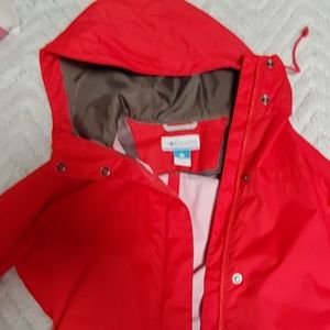 CUTE BRIGHT PINKISH COLUMBIA RAINCOAT